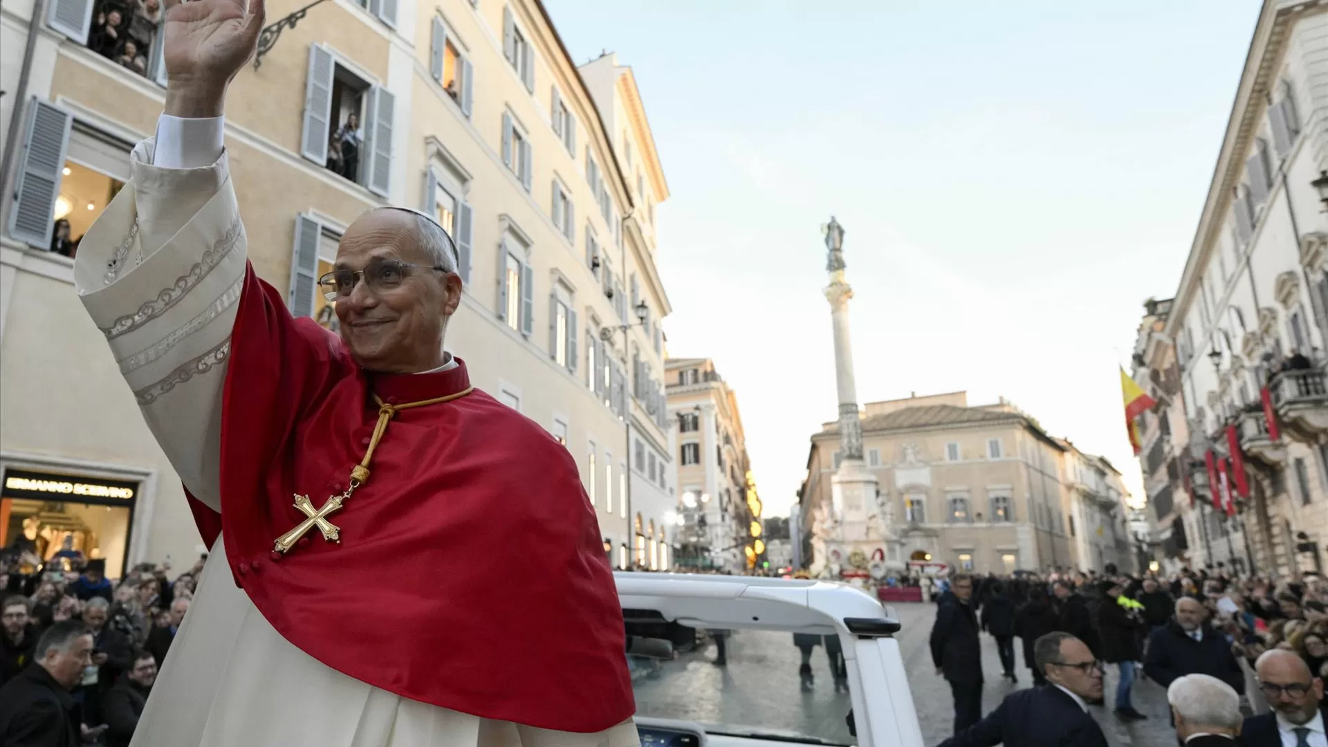 Papa Leão XIV envia três camiões de ajuda humanitária à Ucrânia