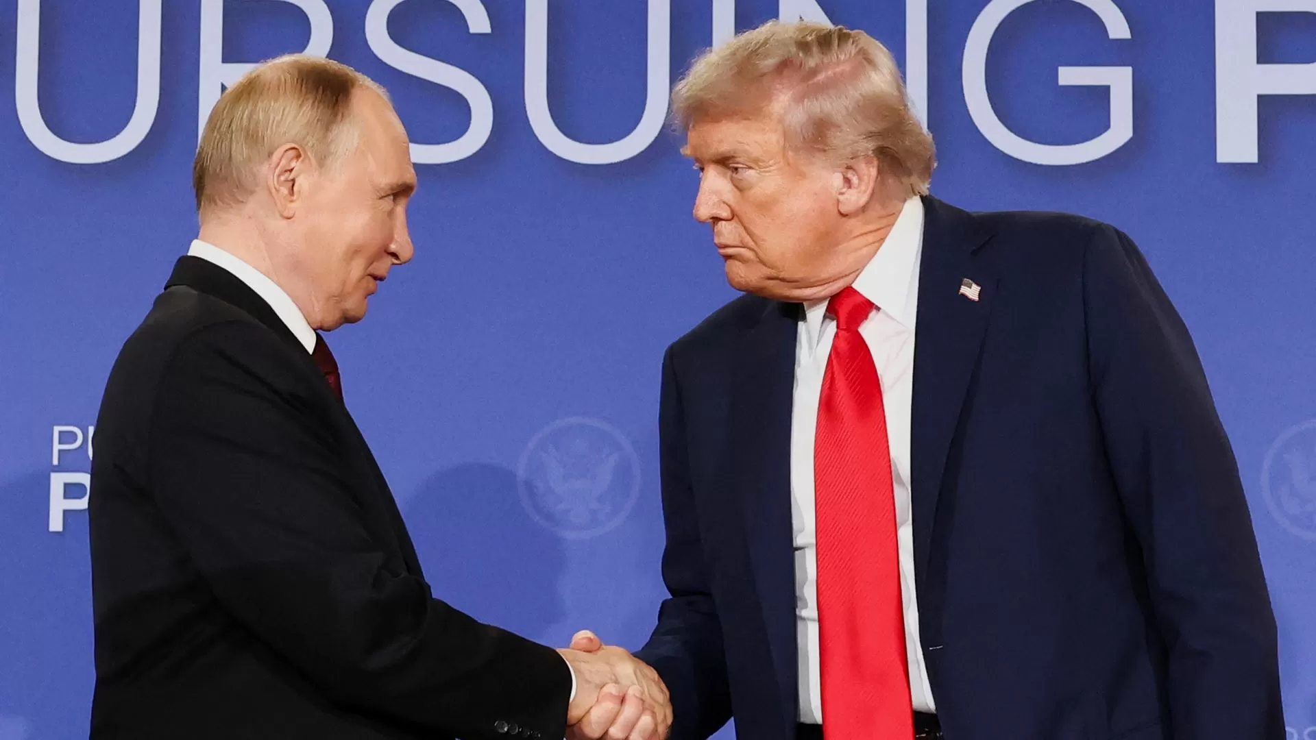 Putin informou Trump que Rússia vai rever posição nas negociações com a Ucrânia