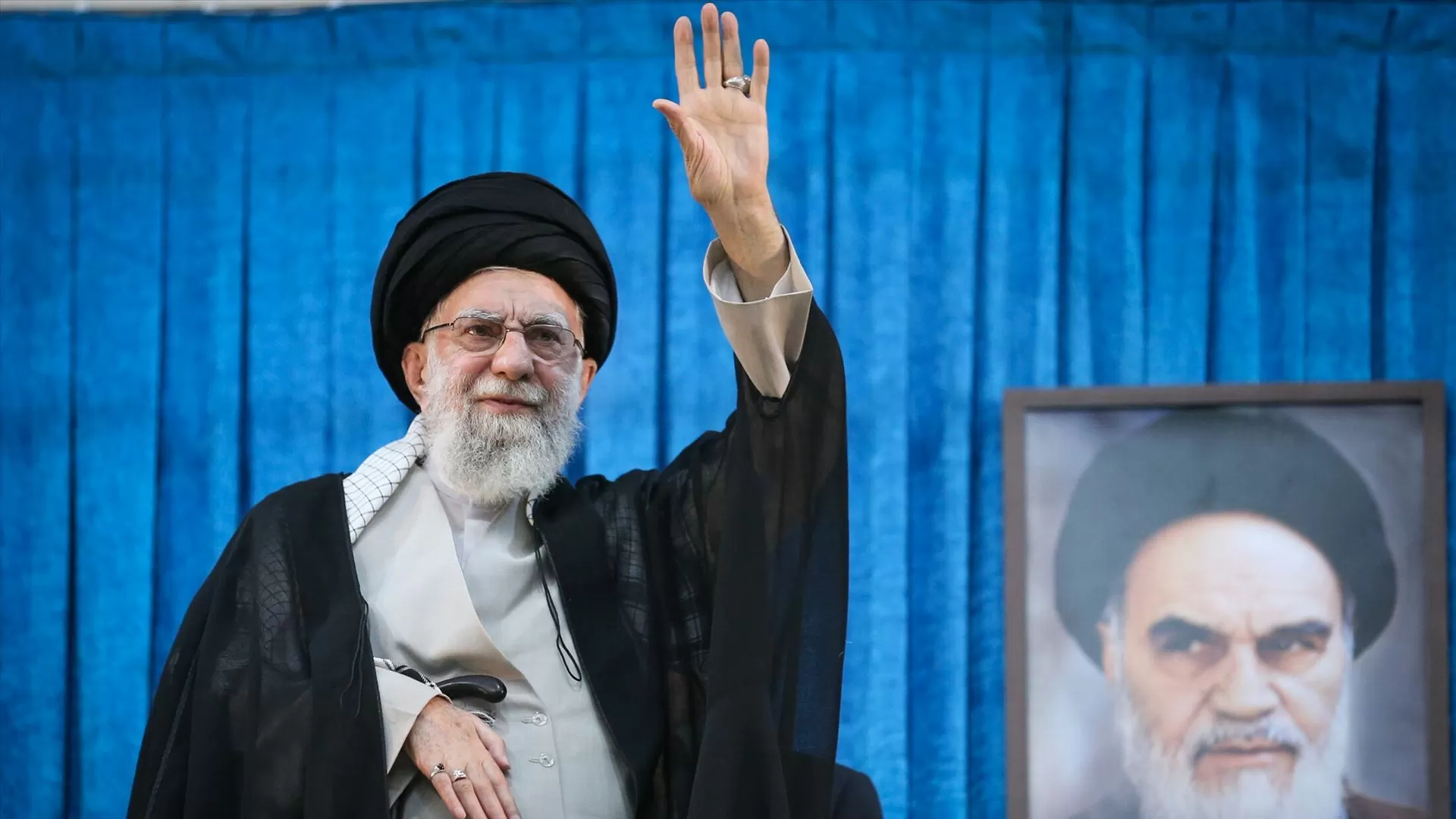 Khamenei acusa Trump de incitar protestos no Irão