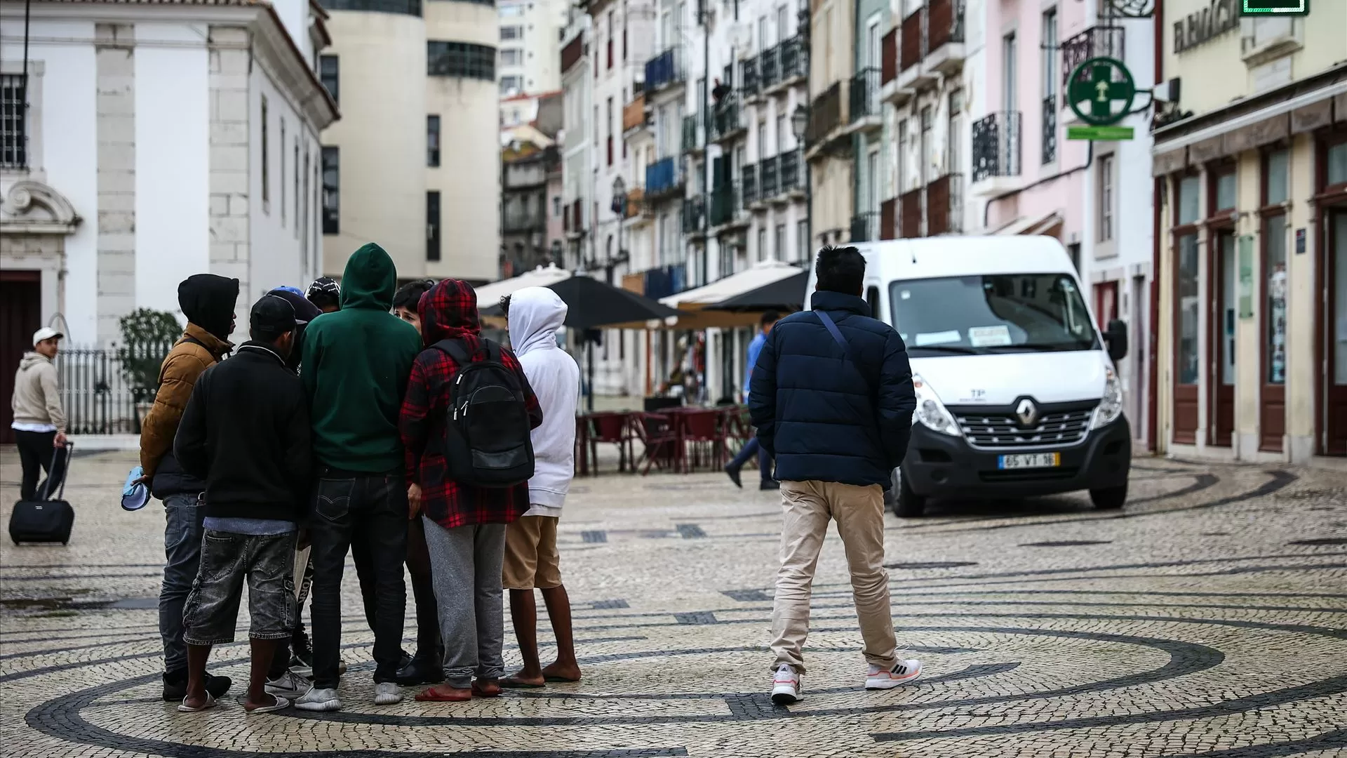 "Se não houver procura, não há comércio de pessoas". Tráfico humano existe porque há "clientes"