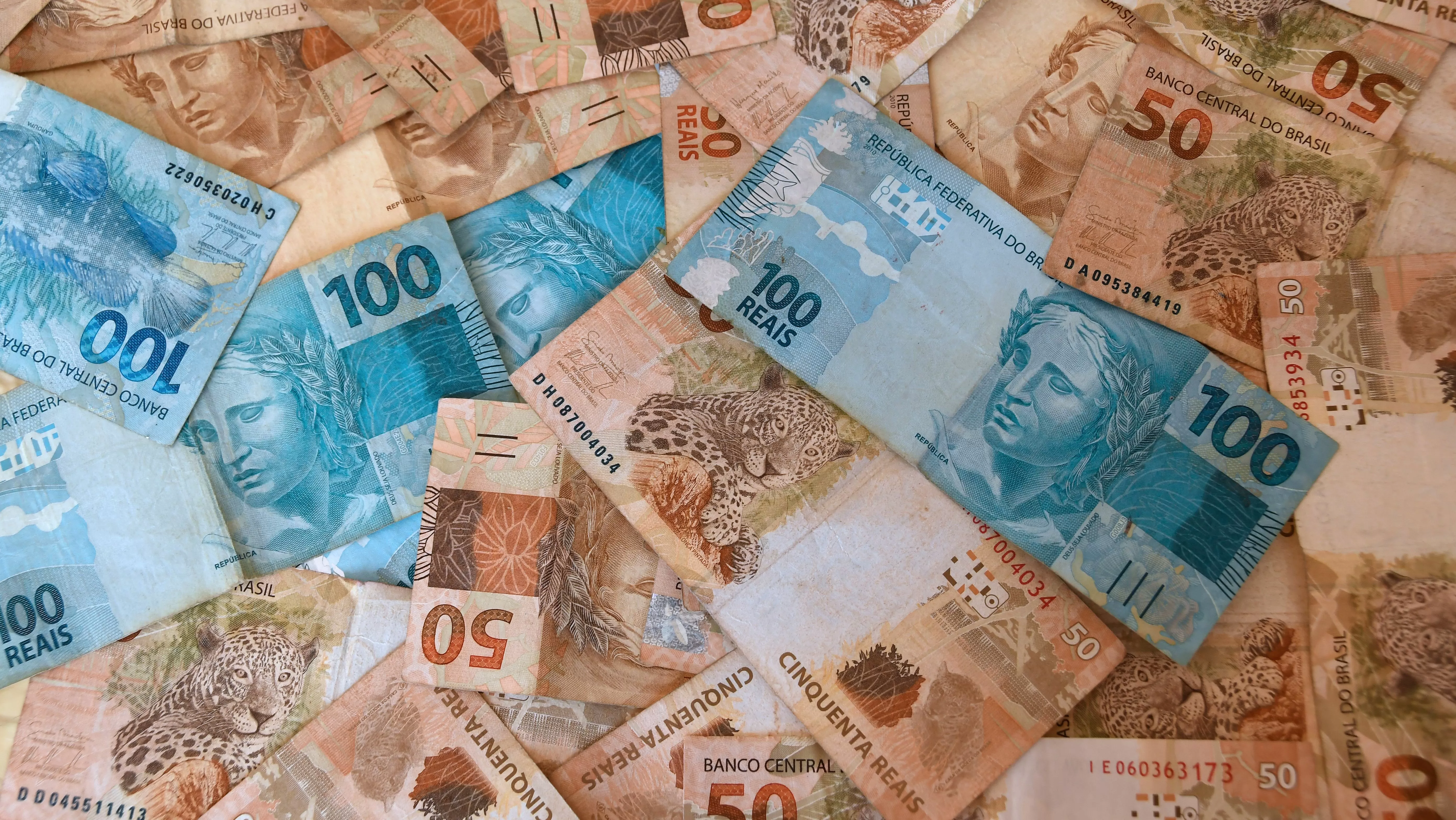 Governo projeta déficit de R$ 1,074 bi em estatais federais em 2026