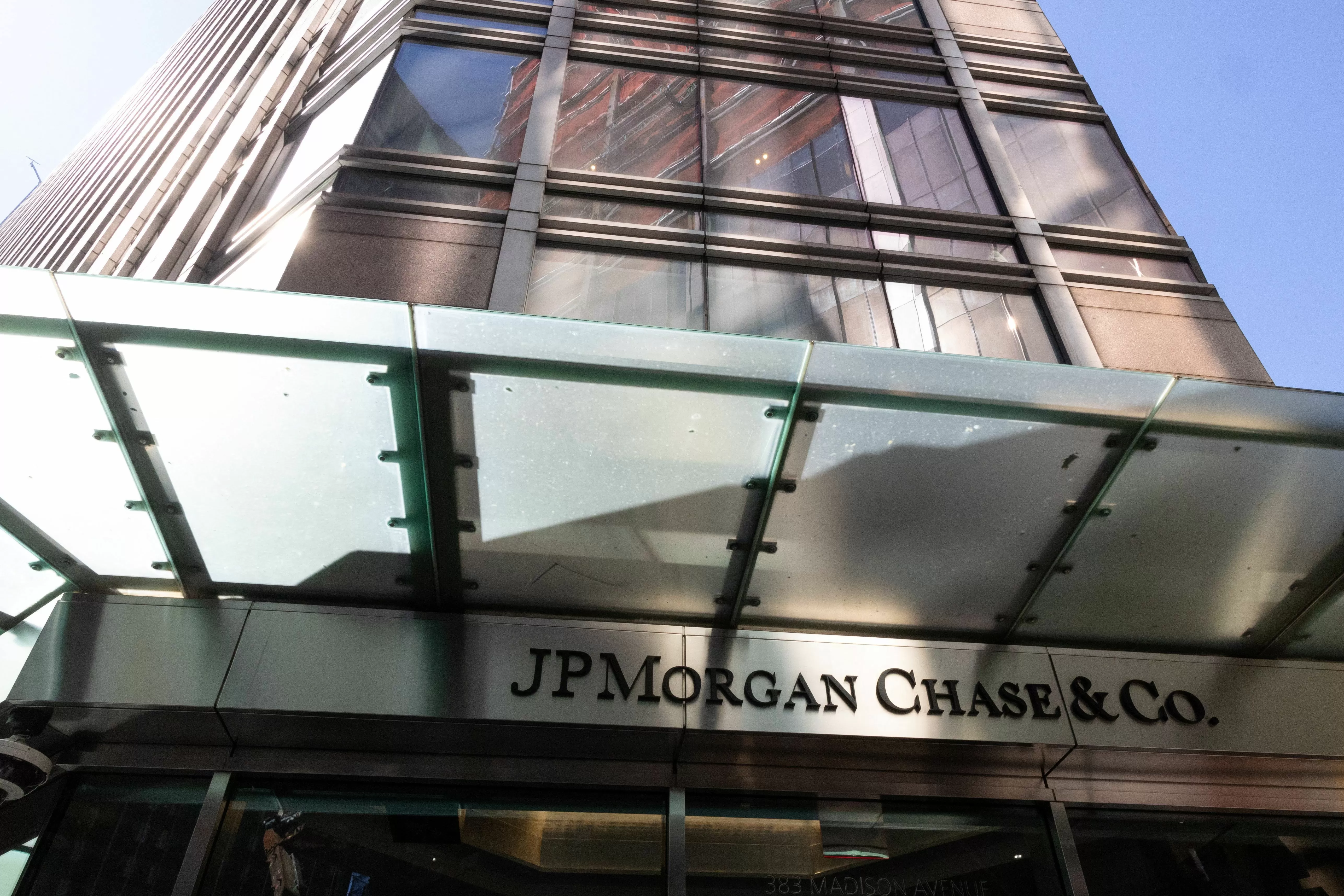 JPMorgan Chase contesta processo de US$ 5 bilhões movido por Trump