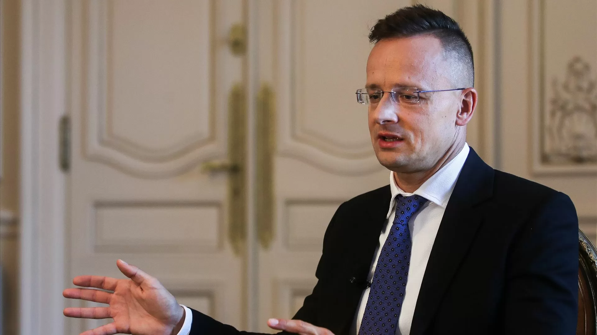 Hungria vai bloquear novo pacote de sanções europeias contra a Rússia