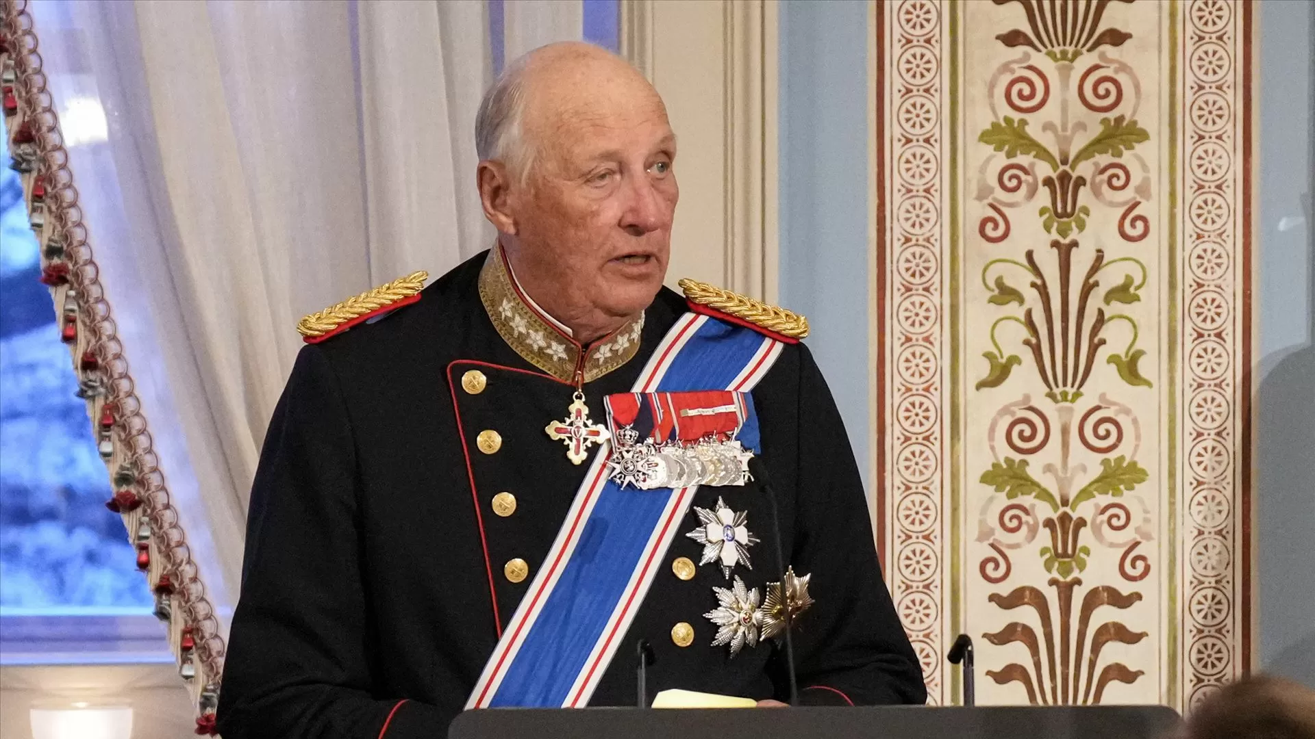 Rei da Noruega internado com infeção em Espanha