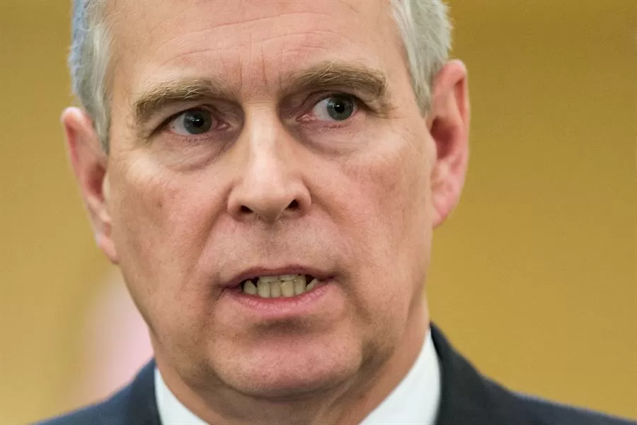Caso Epstein bota pressão na família real e faz herdeiro romper silêncio sobre princípe Andrew