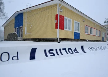 Tiroteio na Finlândia. Professor convenceu suspeito a deixar sala de aula