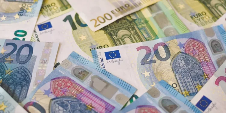 “Sucesso financeiro com TEODORO BASTOS DE ALMEIDA”