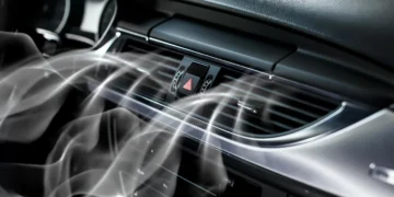 O truque da mola de madeira que faz o seu carro cheirar bem melhor