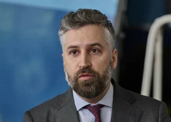 Caso gémeas? Pedro Nuno defende que CPI "não vai acrescentar nada"