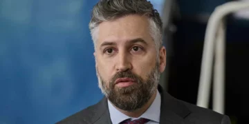 Caso gémeas? Pedro Nuno defende que CPI "não vai acrescentar nada"