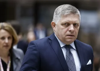 Premiê da Eslováquia segue em estado ‘muito grave’ após tentativa de assassinato