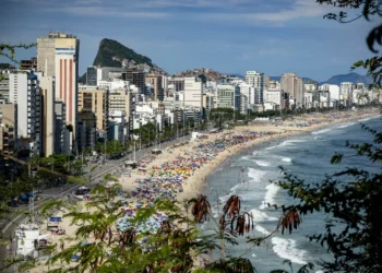 Turismo português no Brasil cresce 13,8% nos primeiros 4 meses do ano