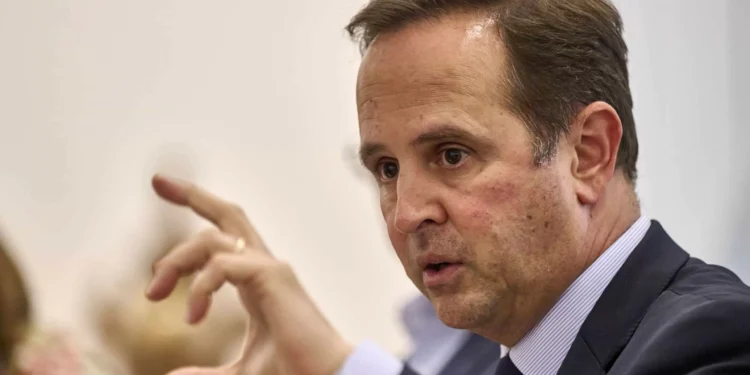 "É a imagem" do país. Miranda Sarmento "tem de pesar palavras"