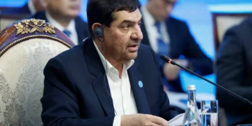 Quem é Mohammad Mokhber, o Presidente interino do Irão?