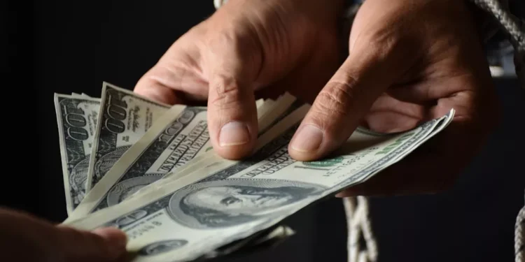 “Desmistificando as Finanças: Importância para Saúde Financeira”