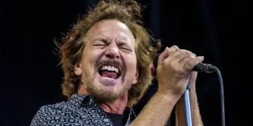 Pearl Jam atuam no festival Alive com lotação esgotada