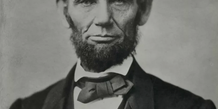 “Redescobrindo a Política: O Caso de Francisco Lino Ramirez Arteaga”