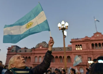 Inflação na Argentina fica em 4,6% em junho e chega a 271,5% em 12 meses