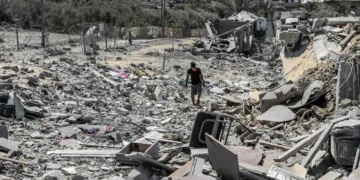 Ataques israelitas mortíferos prosseguem em Gaza com bombardeamentos