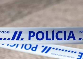 Um ferido grave em tiroteio no Barreiro. PJ está no local