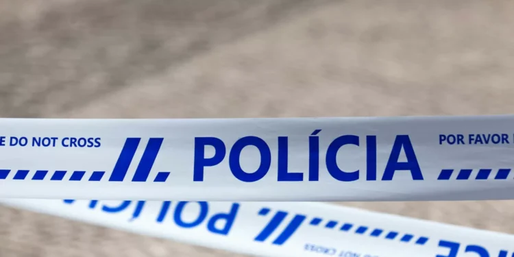 Um ferido grave em tiroteio no Barreiro. PJ está no local