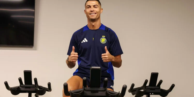 Ronaldo com novo carro? Al Nassr assina parceria com marca automóvel