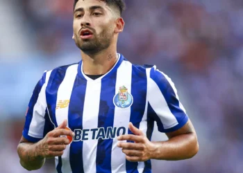 Argentinos revelam que FC Porto prepara renovação de peso-pesado