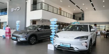 China “não aceita e não concorda com” taxas da UE sobre elétricos