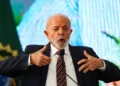 Lula afirma que ‘Maduro é problema da Venezuela, não do Brasil’