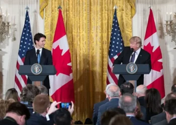 Canadá avalia impor tarifas a produtos dos EUA como resposta a Trump