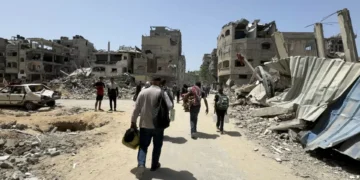 Parlamento israelita suspende deputado por criticar a ofensiva em Gaza