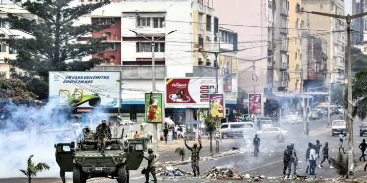 Mondlane pede que se “recupere união” e promete novas manifestações