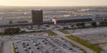 Empresa contratada pela Stellantis despede 97 trabalhadores