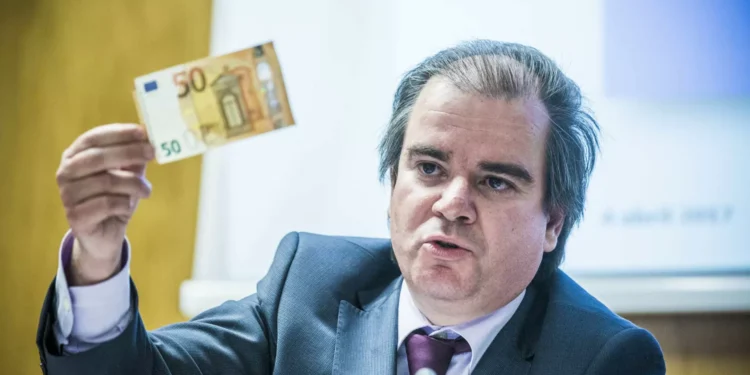 Nomeação do Governo com salário “ofensivo”. Porquê? Que dizem partidos?