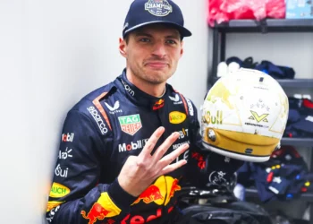 CEO da Fórmula E apostou a favor de Verstappen, mas vai pagar na mesma