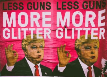 “A Importância da Política na Sociedade Moderna”