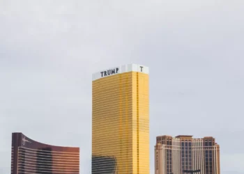 “A Importância da Política na Sociedade Moderna”