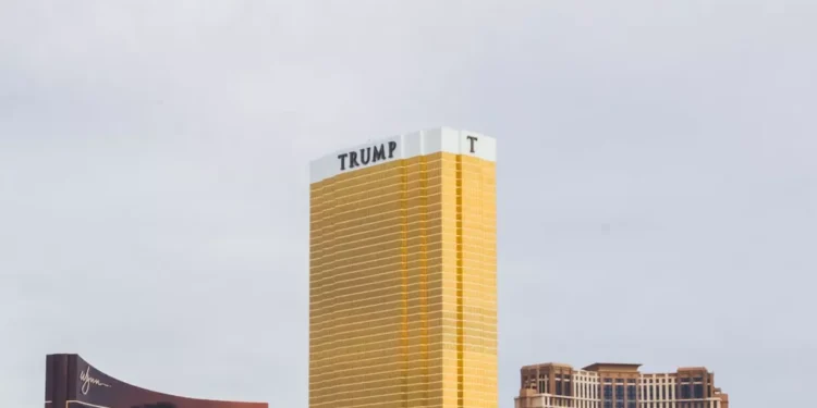 “A Importância da Política na Sociedade Moderna”