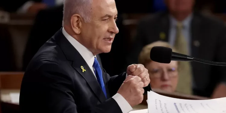 Netanyahu exige nomes dos reféns que serão libertados no domingo antes de entregar prisioneiros palestinos