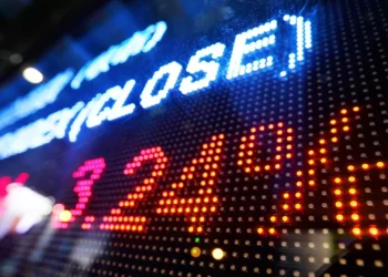 Juros da dívida de Portugal descem a dois, a cinco e a 10 anos