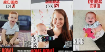 Família Bibas acusa Netanyahu de ‘abandonar’ os reféns