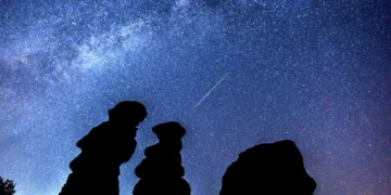 Olhe para cima. Vão estar visíveis sete planetas na sexta-feira