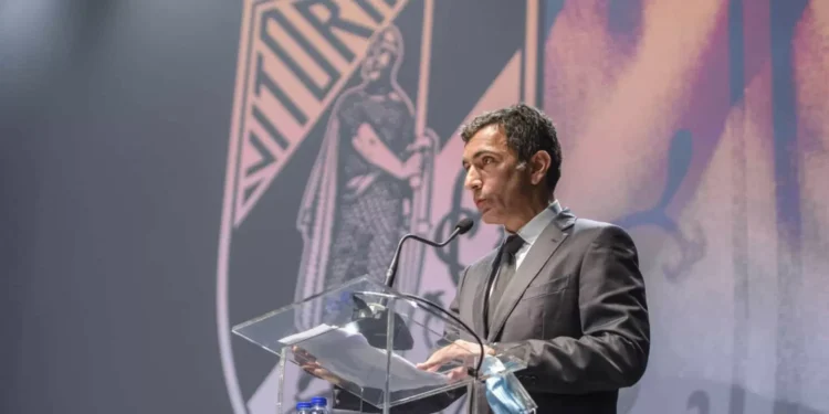 António Miguel Cardoso aponta a 50% de jogadores da formação até 2028