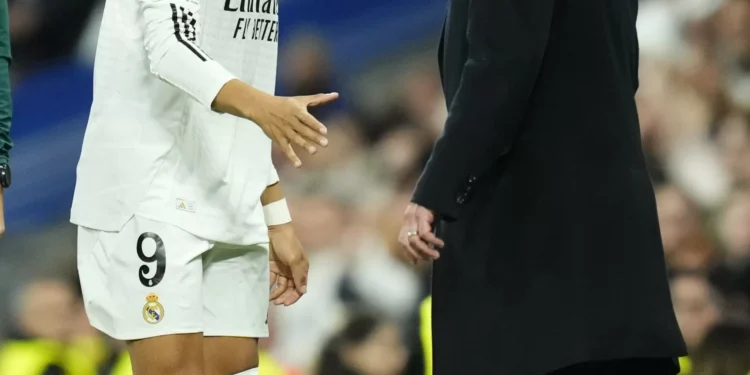 “Kylian Mbappé tem qualidade para atingir números de Cristiano Ronaldo”