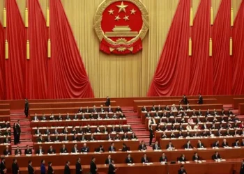 Europa. China critica inclusão de empresas em lista negra por apoio à Rússia