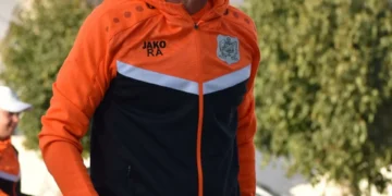 El Jadida, de Rui Almeida, vence e já respira melhor no campeonato