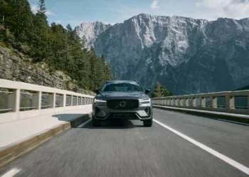 O Volvo mais vendido foi atualizado e já tem preços para Portugal