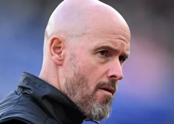 Erik Ten Hag quebra (finalmente) o silêncio após deixar Manchester United