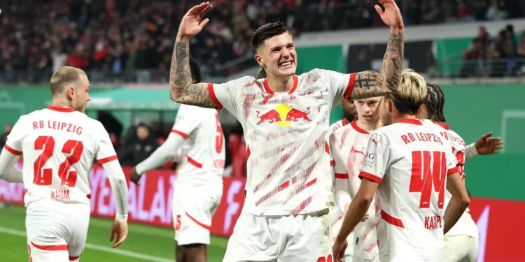 RB Leipzig socorre-se de penálti e afasta Tiago Tomás das ‘meias’ da Taça