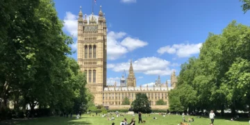 “É um dever defender o património neste terramoto geopolítico que a Europa vive”